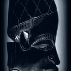 Masque africain en ébène / 1