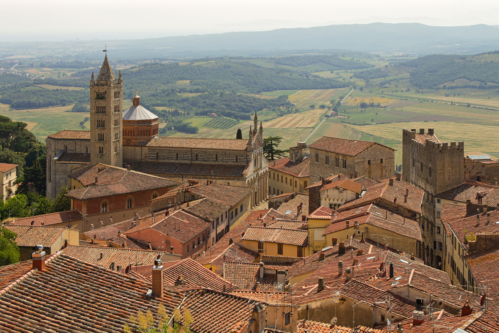 Massa Marittima Foto & Bild italy, world, sommer Bilder auf