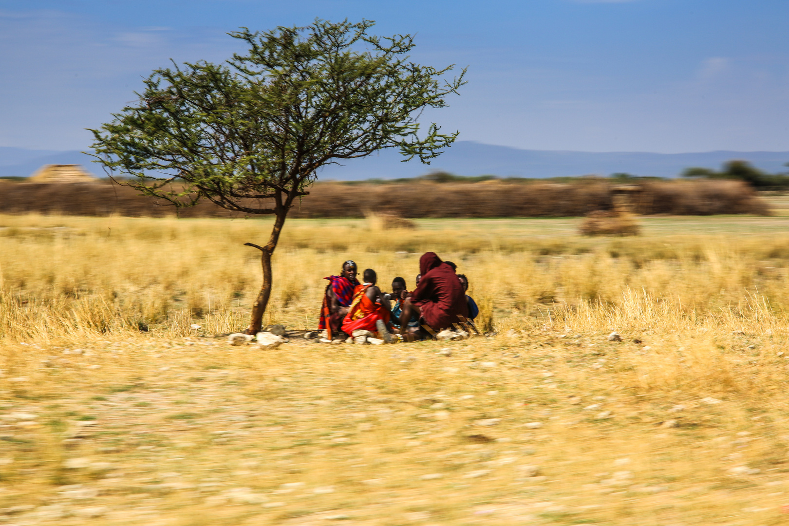 Massai am Straßenrand