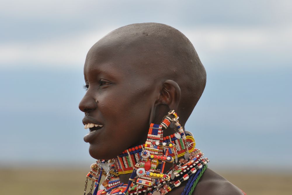 Massai Frau