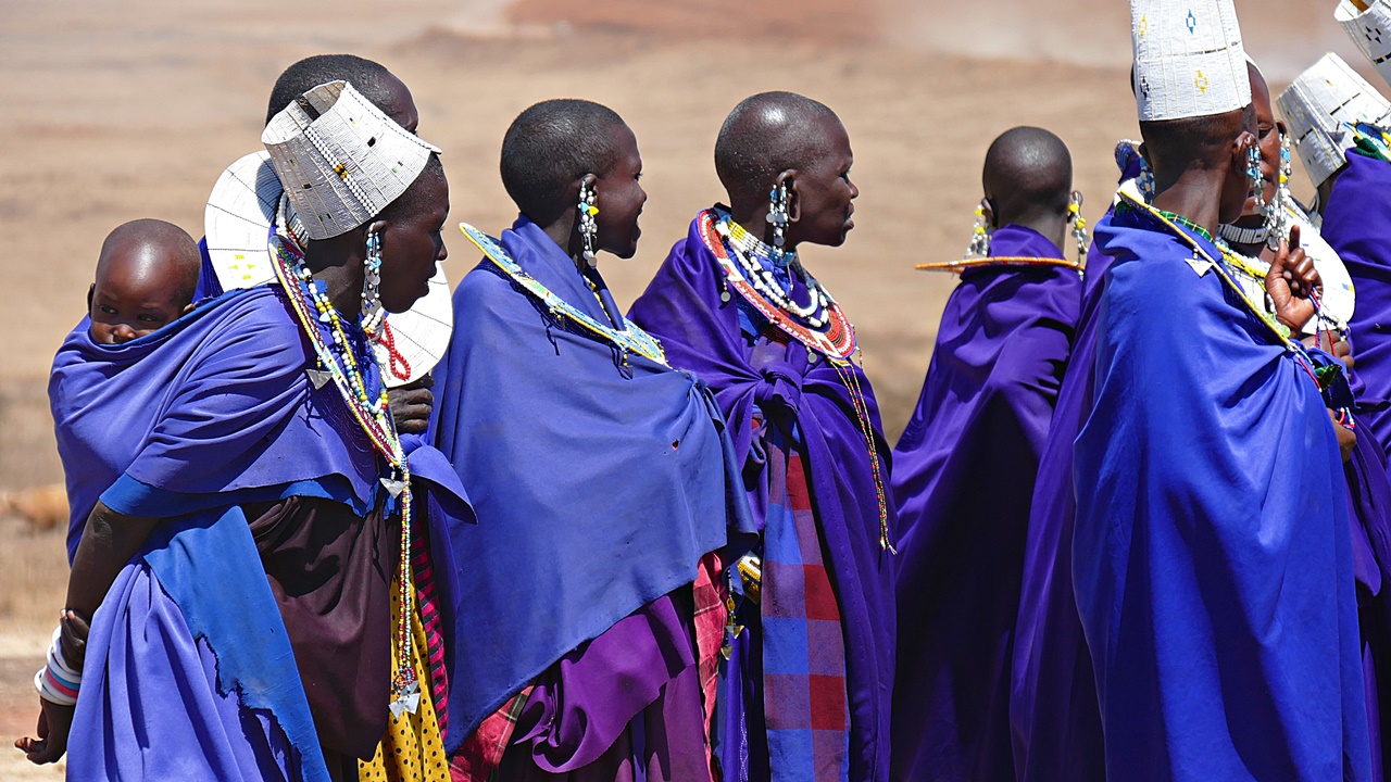 Massai-Frauen!