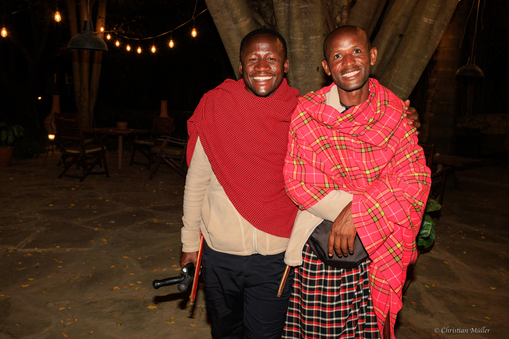 Massai: Nachtwächter in Arusha, Arumeru Lodge