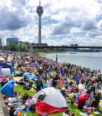 Massenbetrieb in Düsseldorf 2 