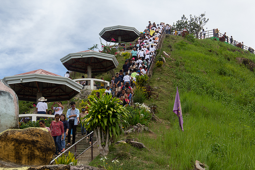 Massentourismus Choco Hills Bohol