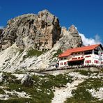 Massenwanderung auf die drei Zinnenhütte