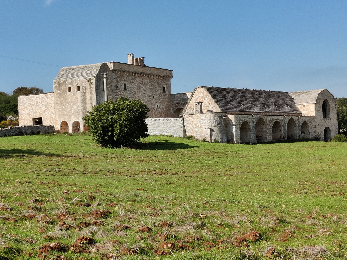 Masseria Galante nelle campagne ostunesi