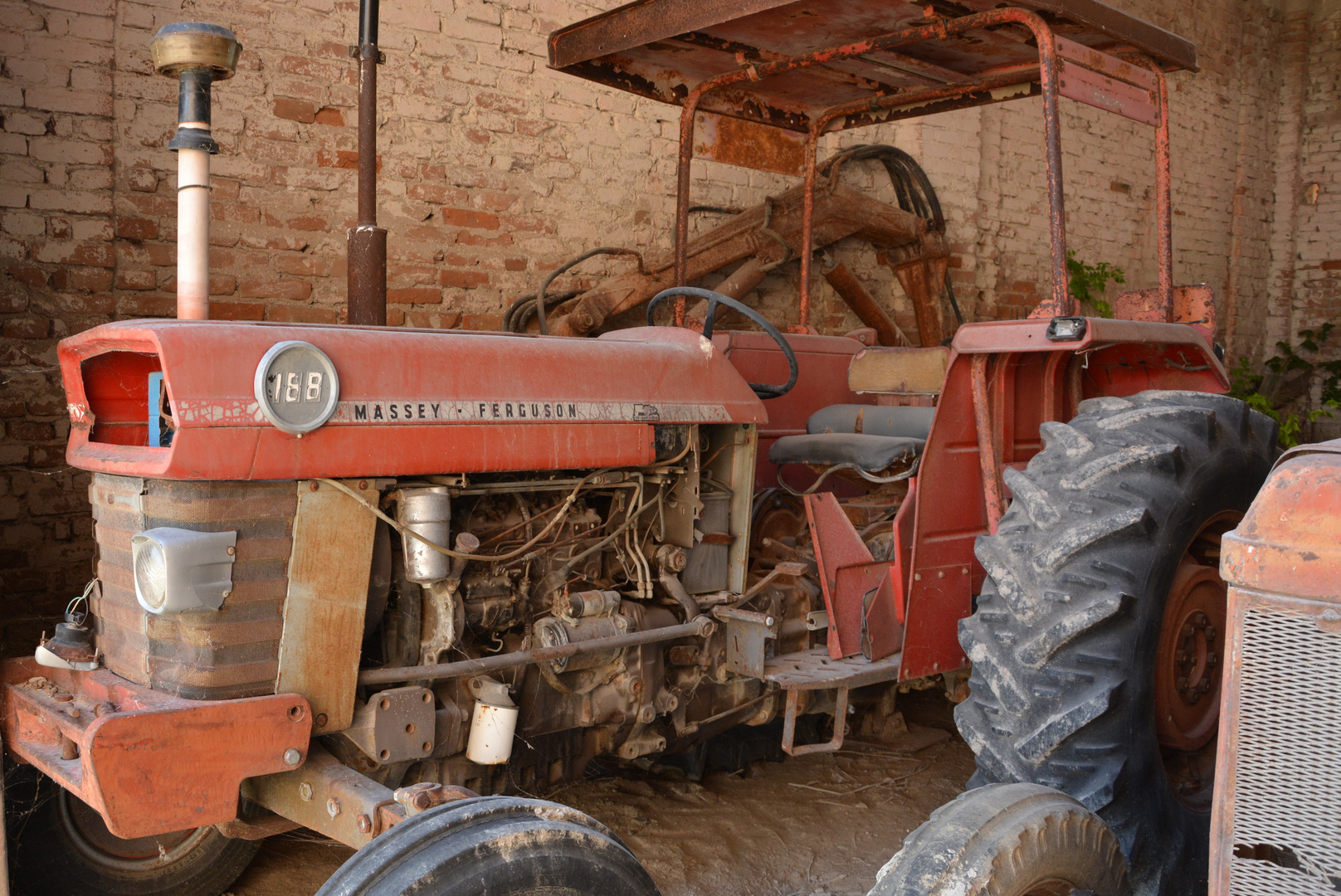 Massey Ferguson 188