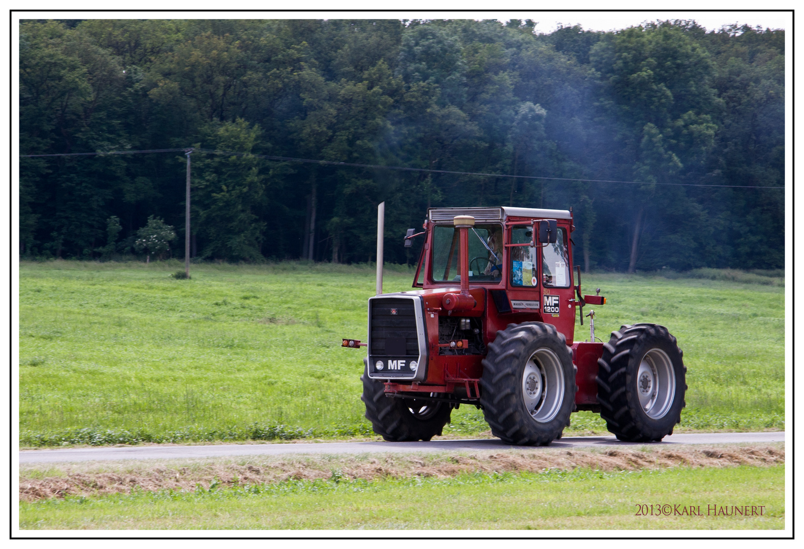 Massey Ferguson MF 1200