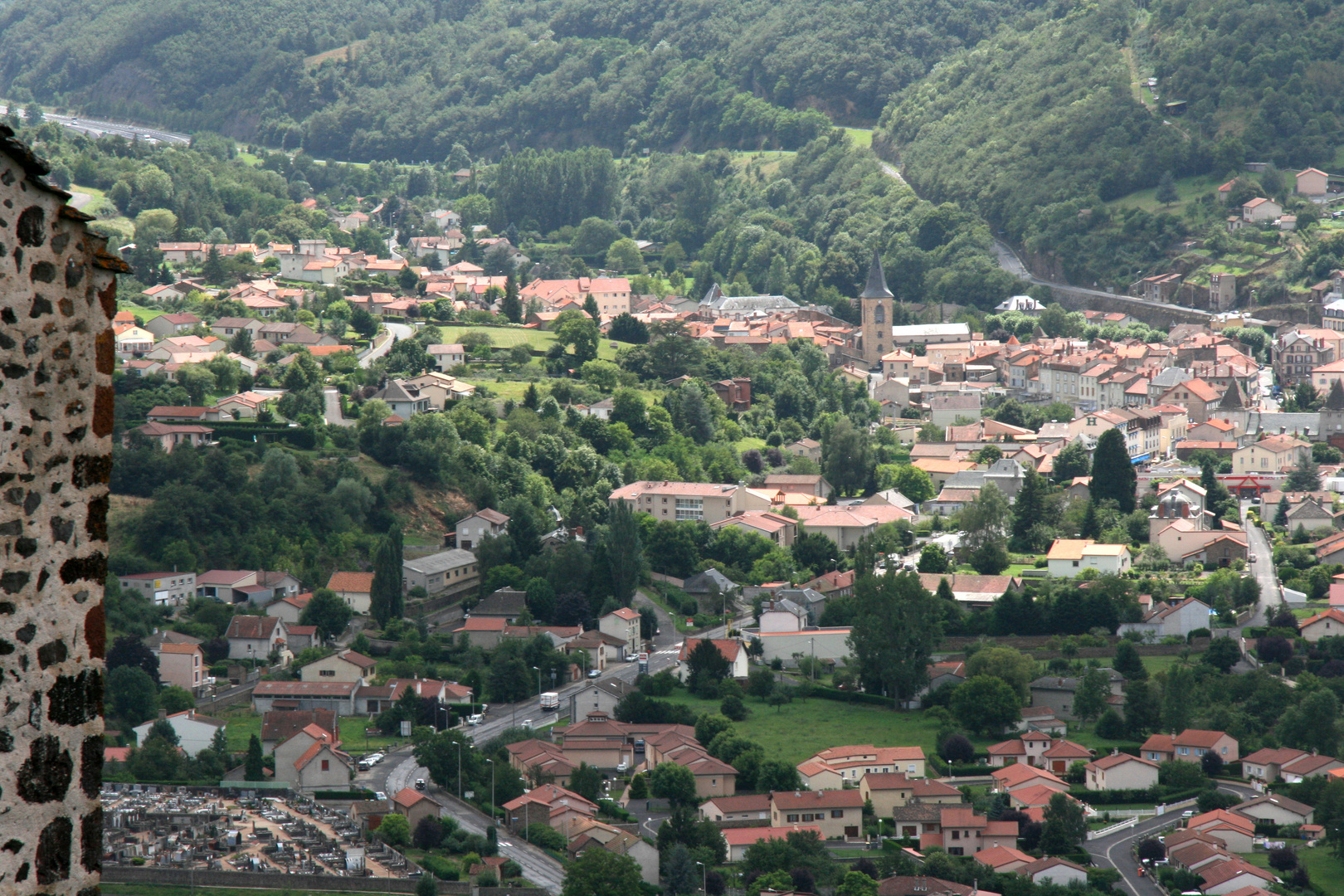 massiac vue de la chapelle ste madeleine