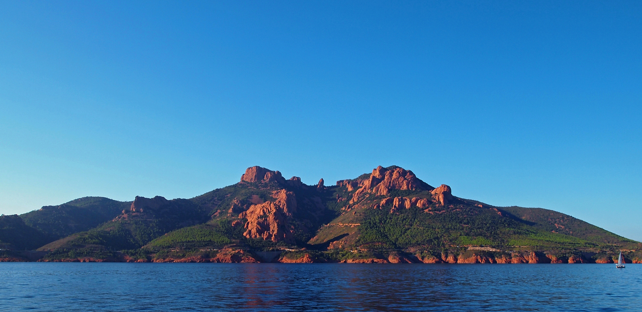 massif de l esterel.....