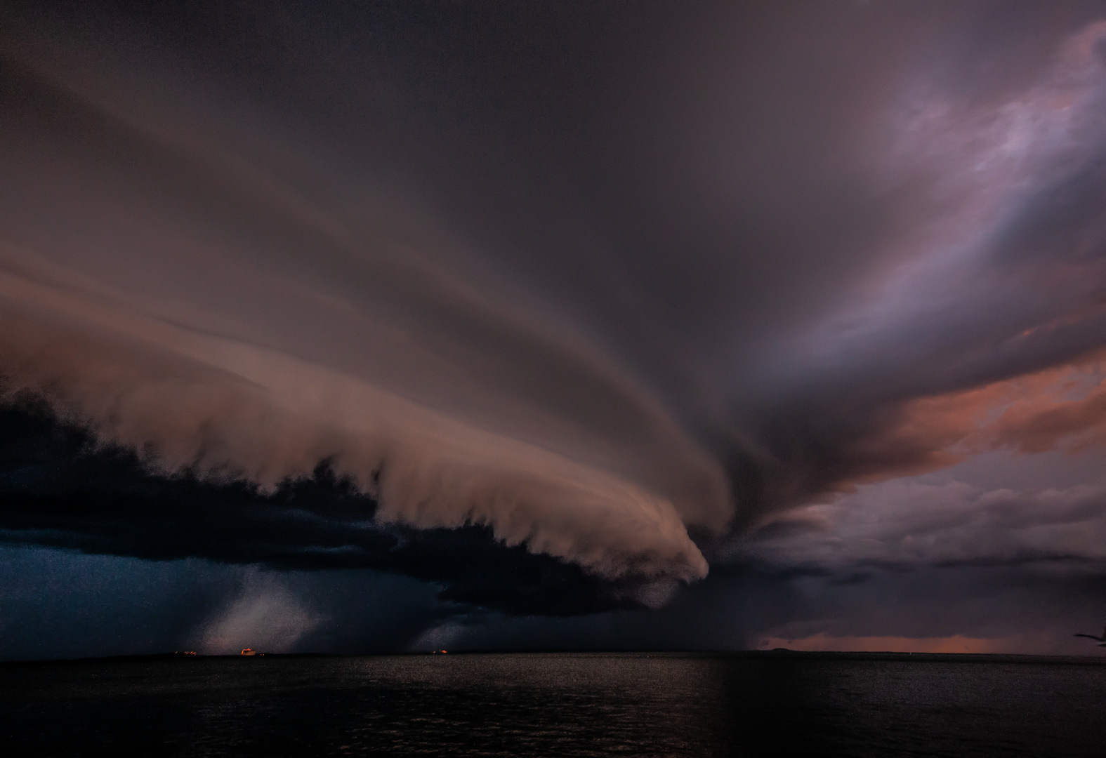 Massive Shelfcloud