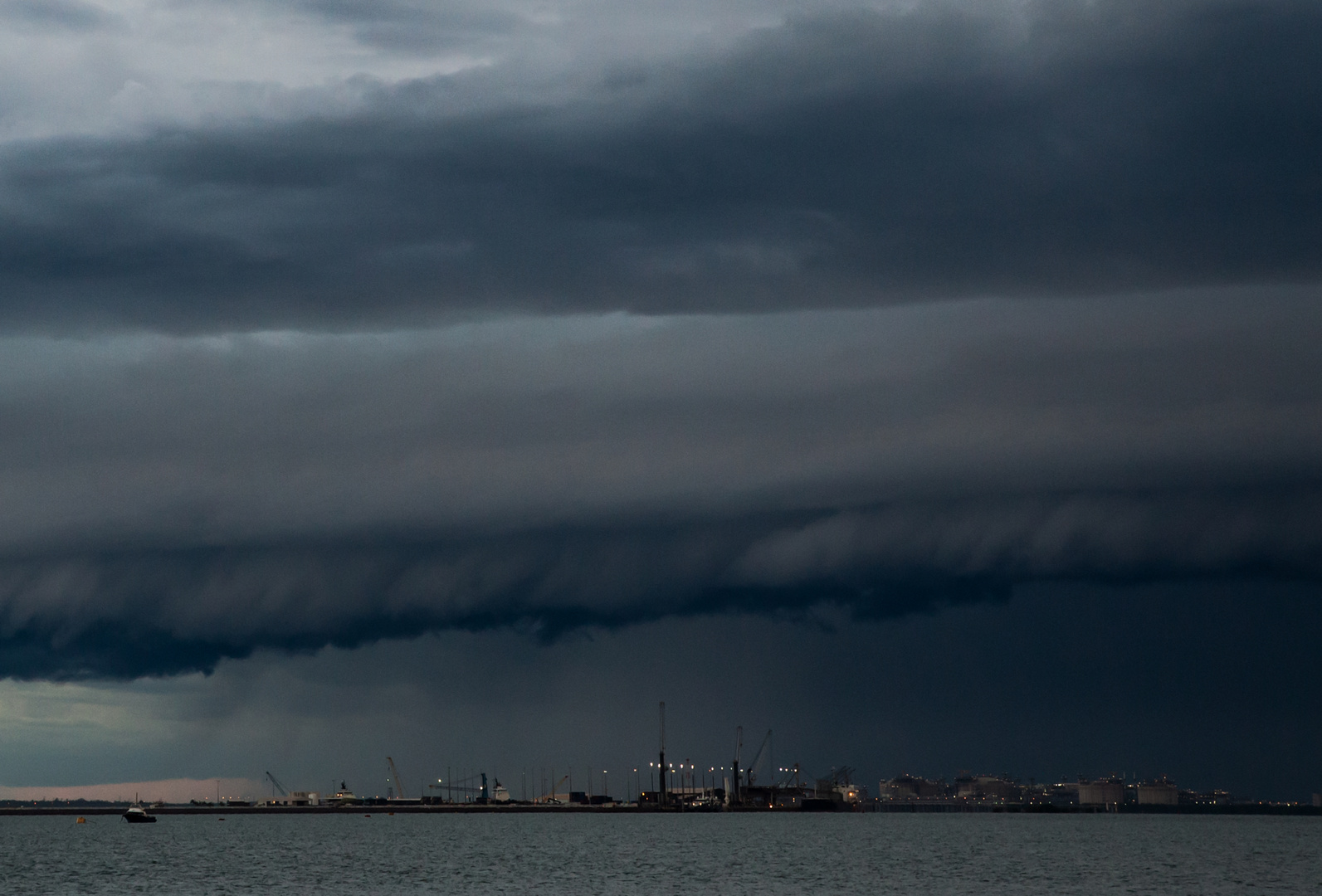 Massive Shelfcloud