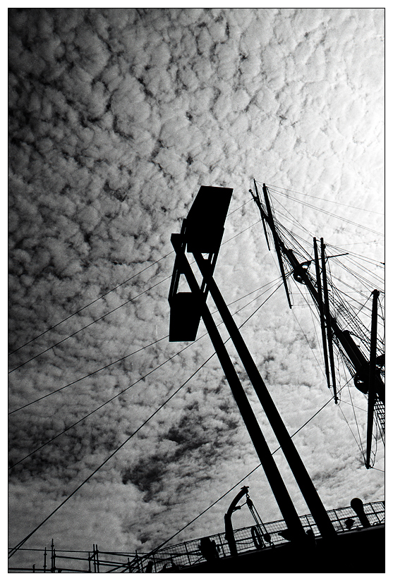 Masten Neu Alt Schwarz Weiss Foto Bild Fotokunst Monochrome Fine Art Munchen Bilder Auf Fotocommunity