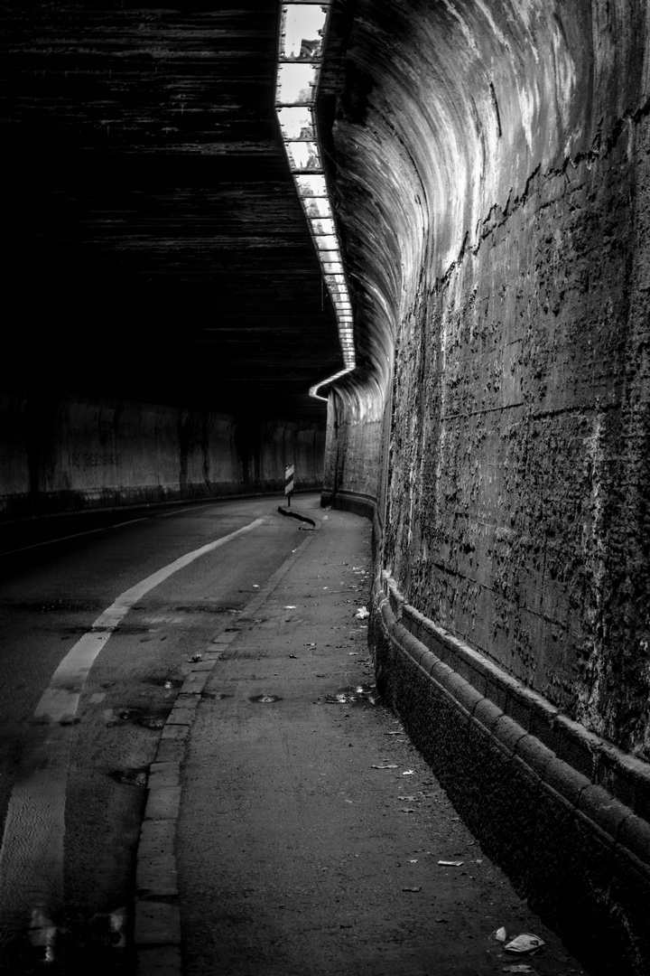 Matenatunnel in Duisburg