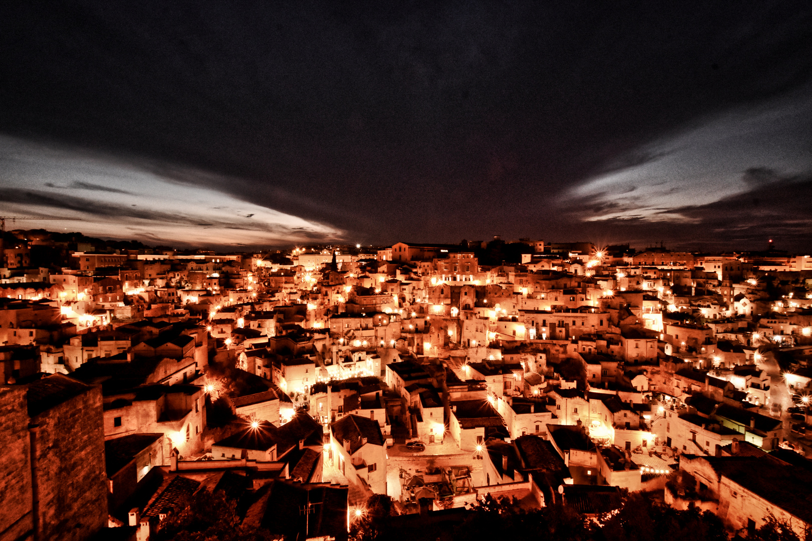 Matera bei Nacht