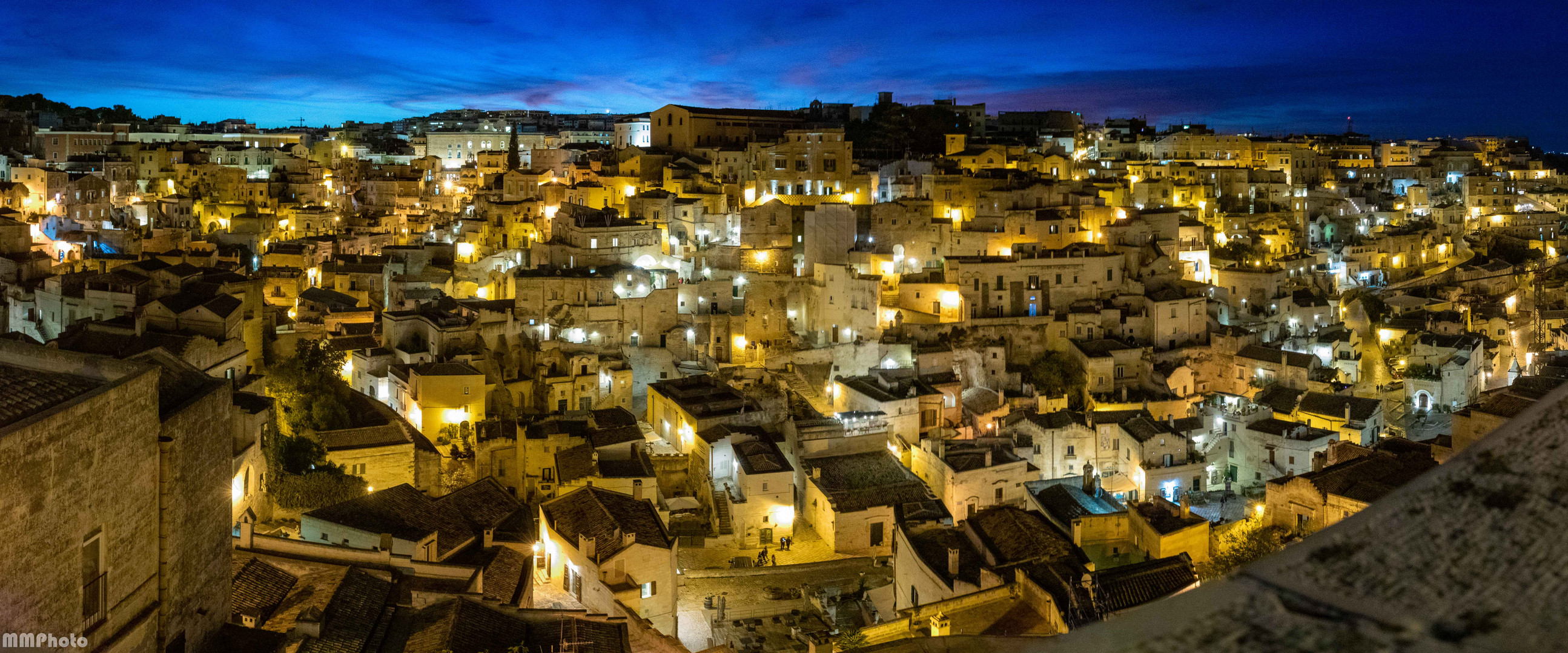 Matera, die "sassi" zur blauen Stunde 