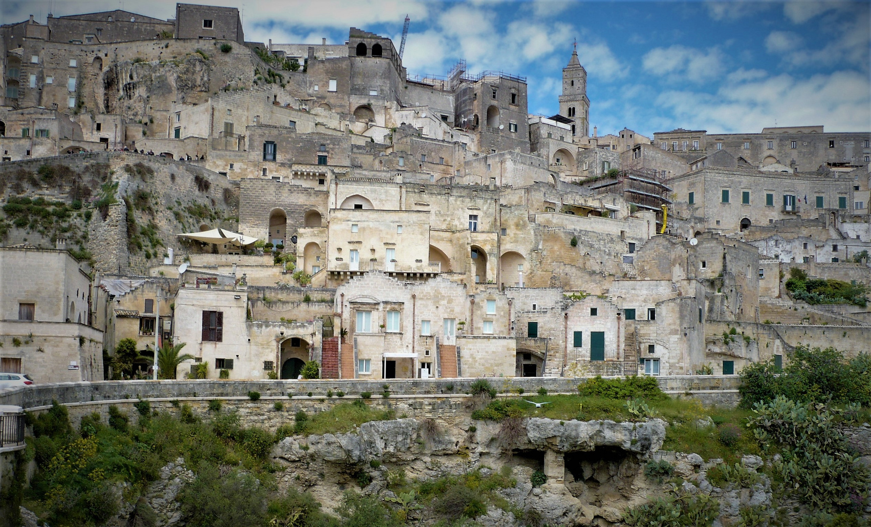 - - MATERA  ist  ...