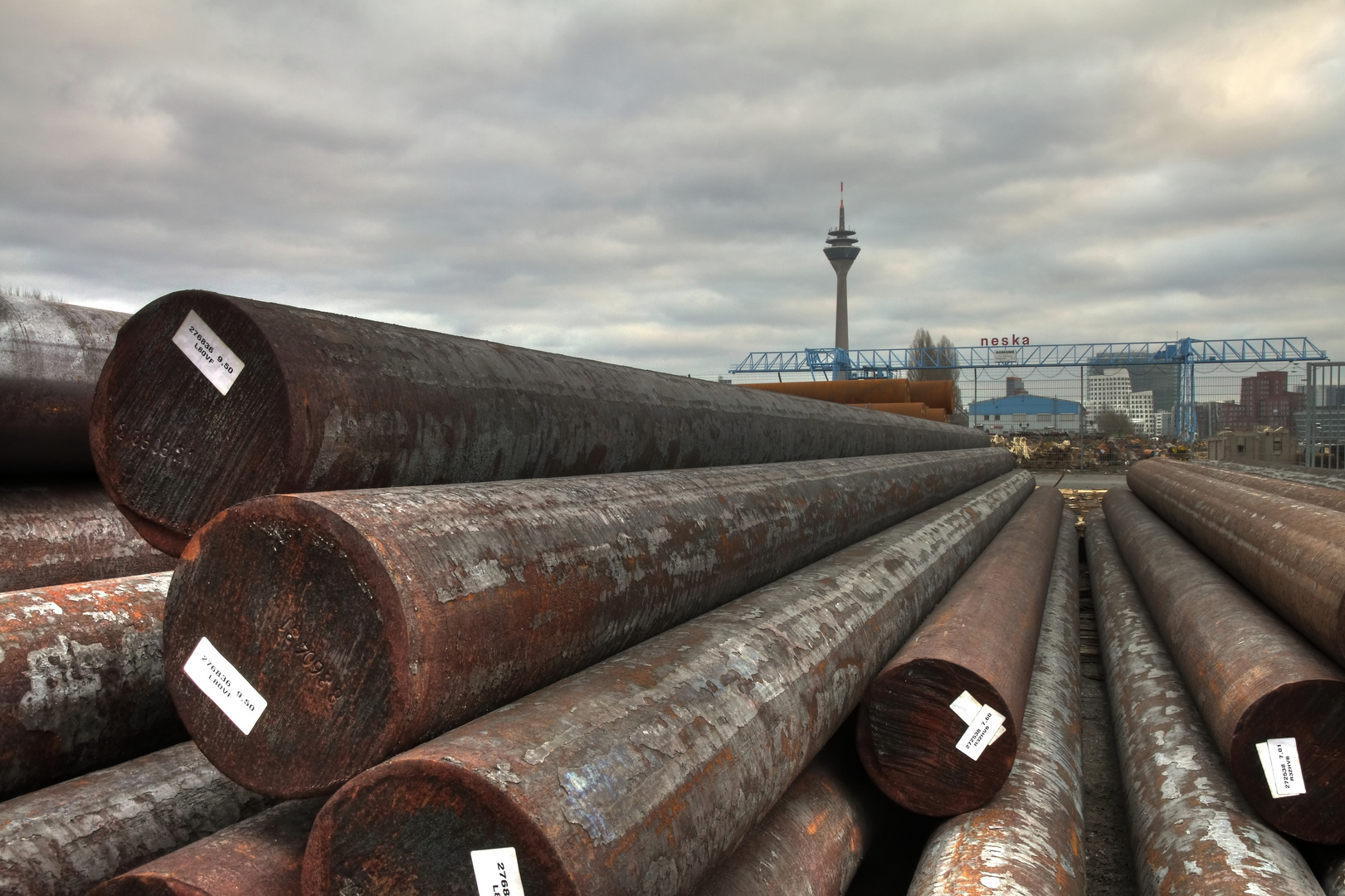 Material am Hafen Düsseldorf