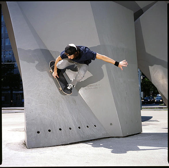 Mathäus Zingerle l Switch Mute Wallride