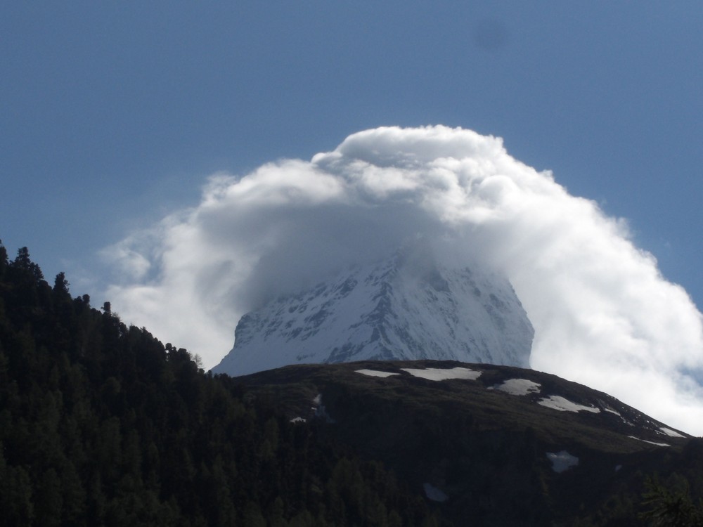 Matterhorn in Wolken