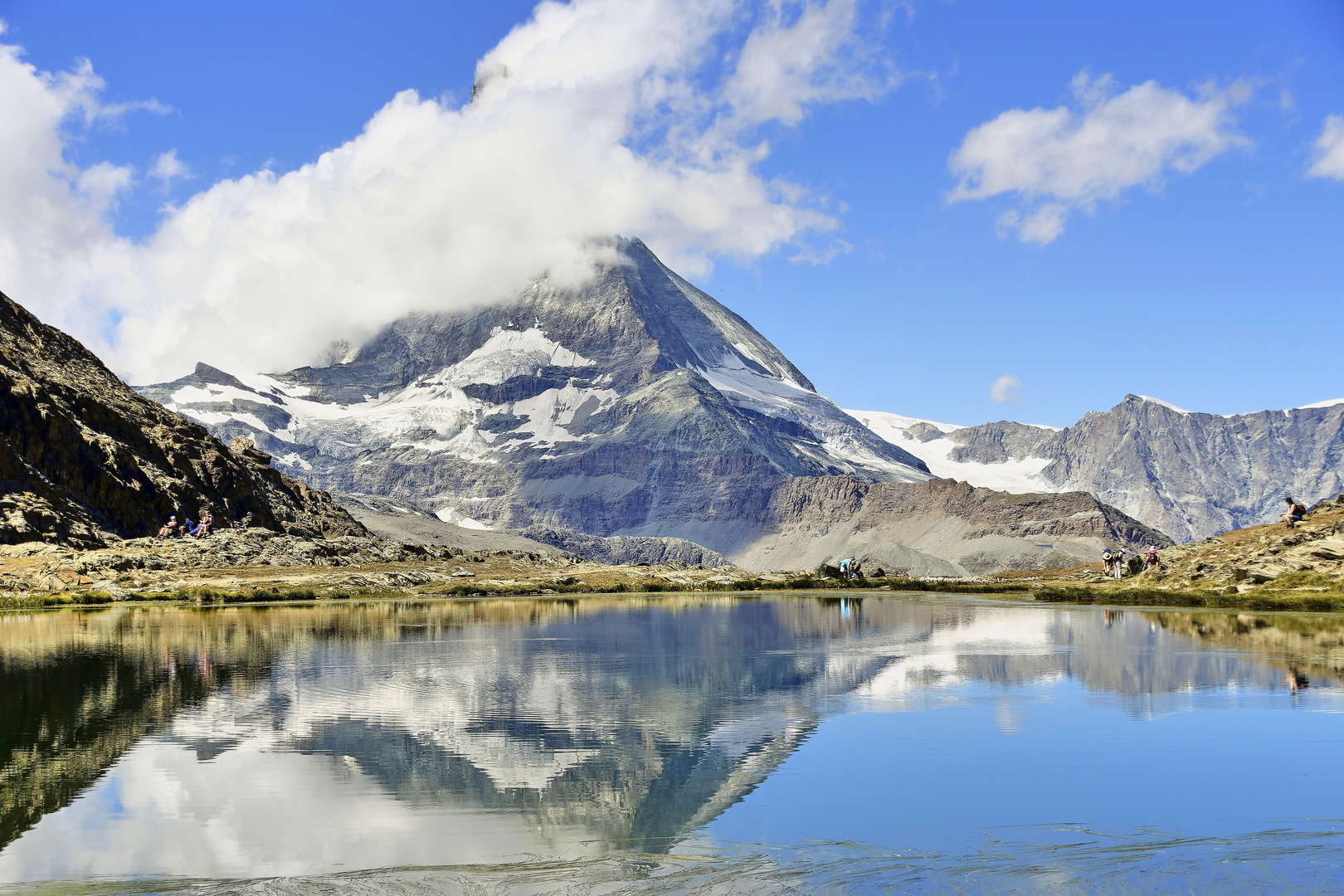  Matterhorn mit Riffelsee