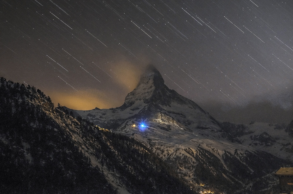 Matterhorn mit Sternen