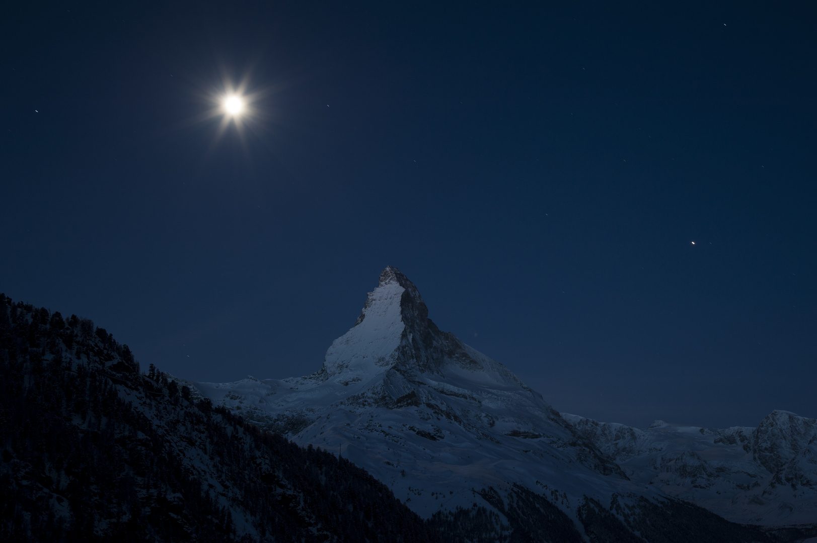 Matterhorn und Mond