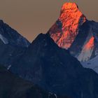 Matterhorn und Obergabelhorn bei Sonnenaufgang