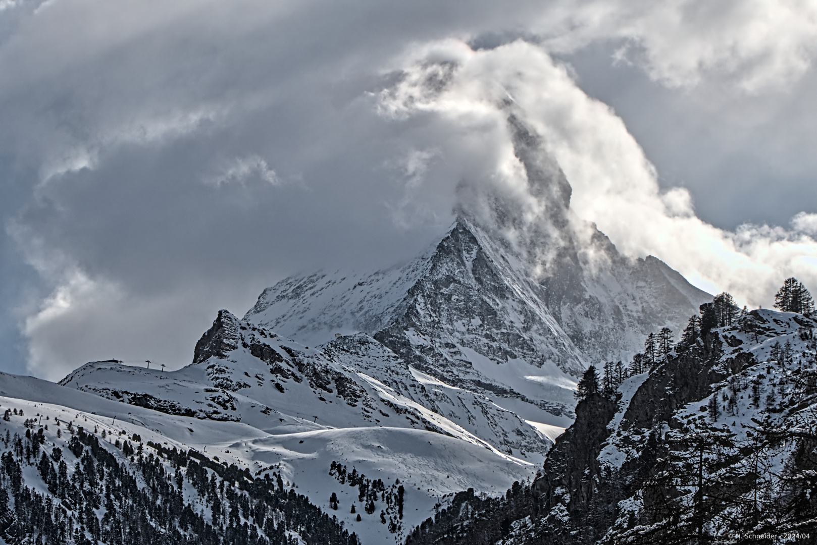 Matterhorn Wolken-Krimi