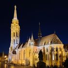 Matthiaskirche - fast noch blaue Stunde