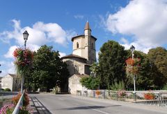 Maubourguet : l’Eglise de l’Assomption et le pont sur l’Adour