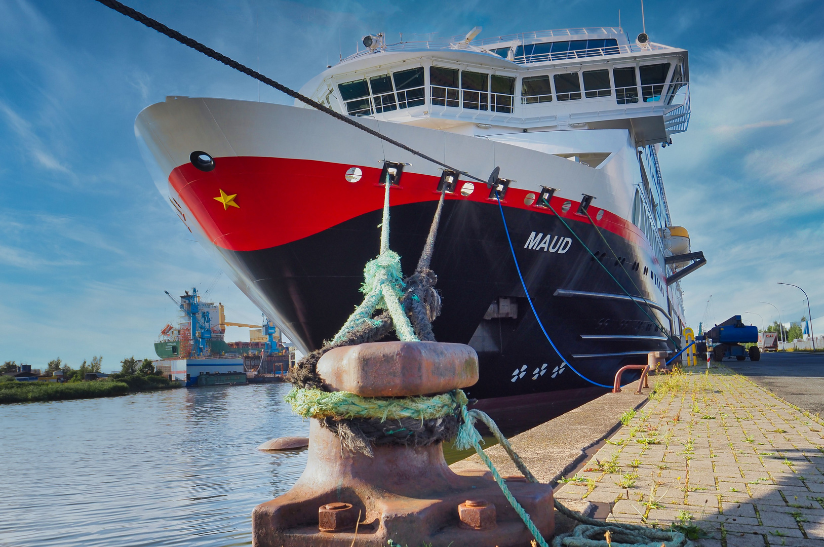 MAUD (Hurtigruten)