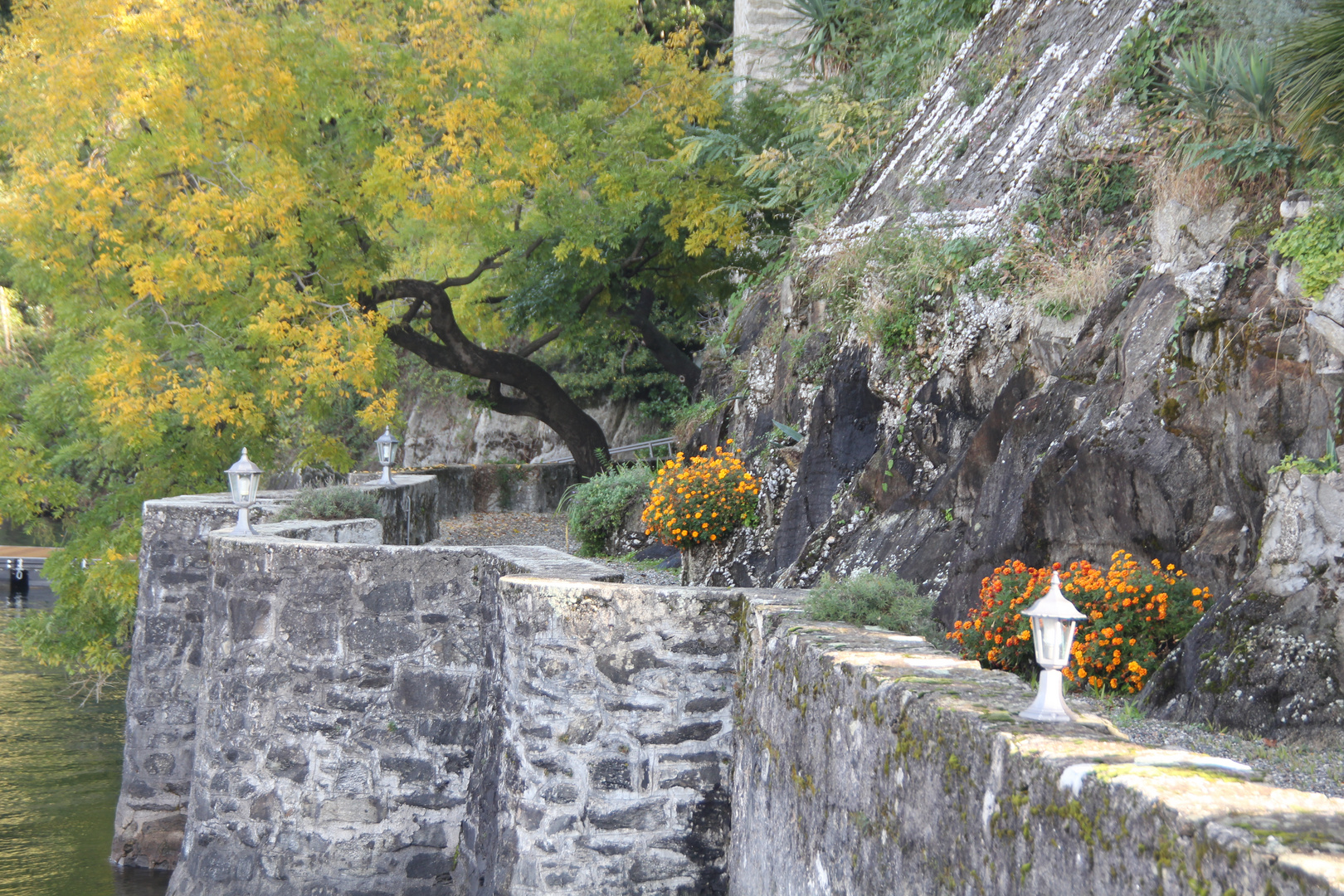 Mauer am Lago Maggiore