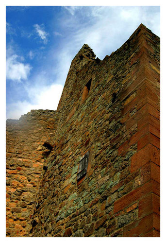 Mauer der Burg Windeck