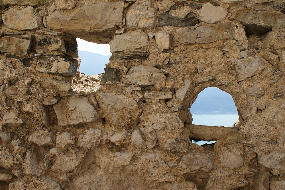 Mauer mit Ausblick