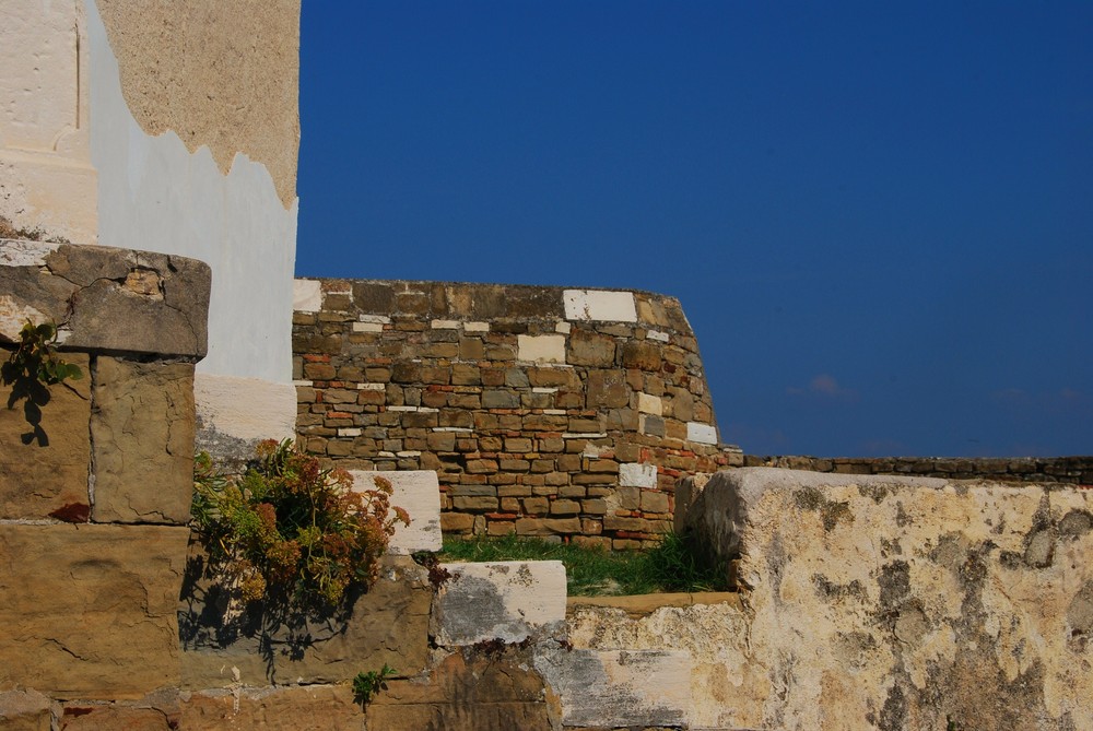 Mauern um die St.Georgskirche Piran