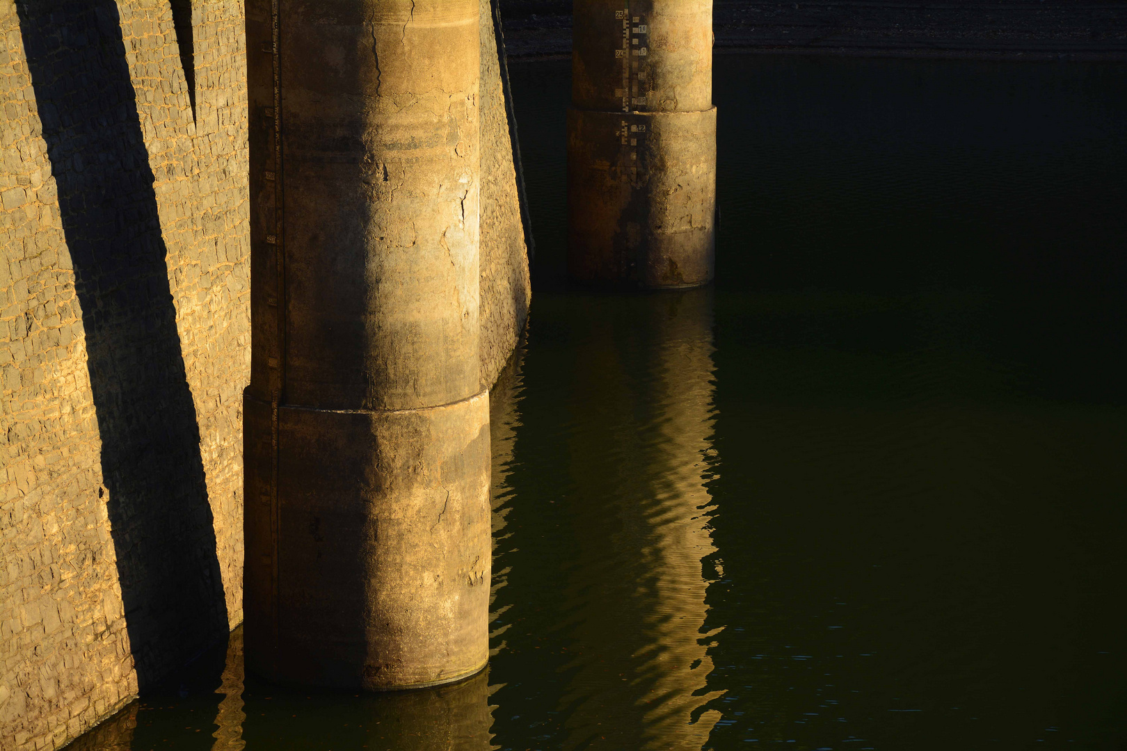 Mauertürme der Oestertalsperre