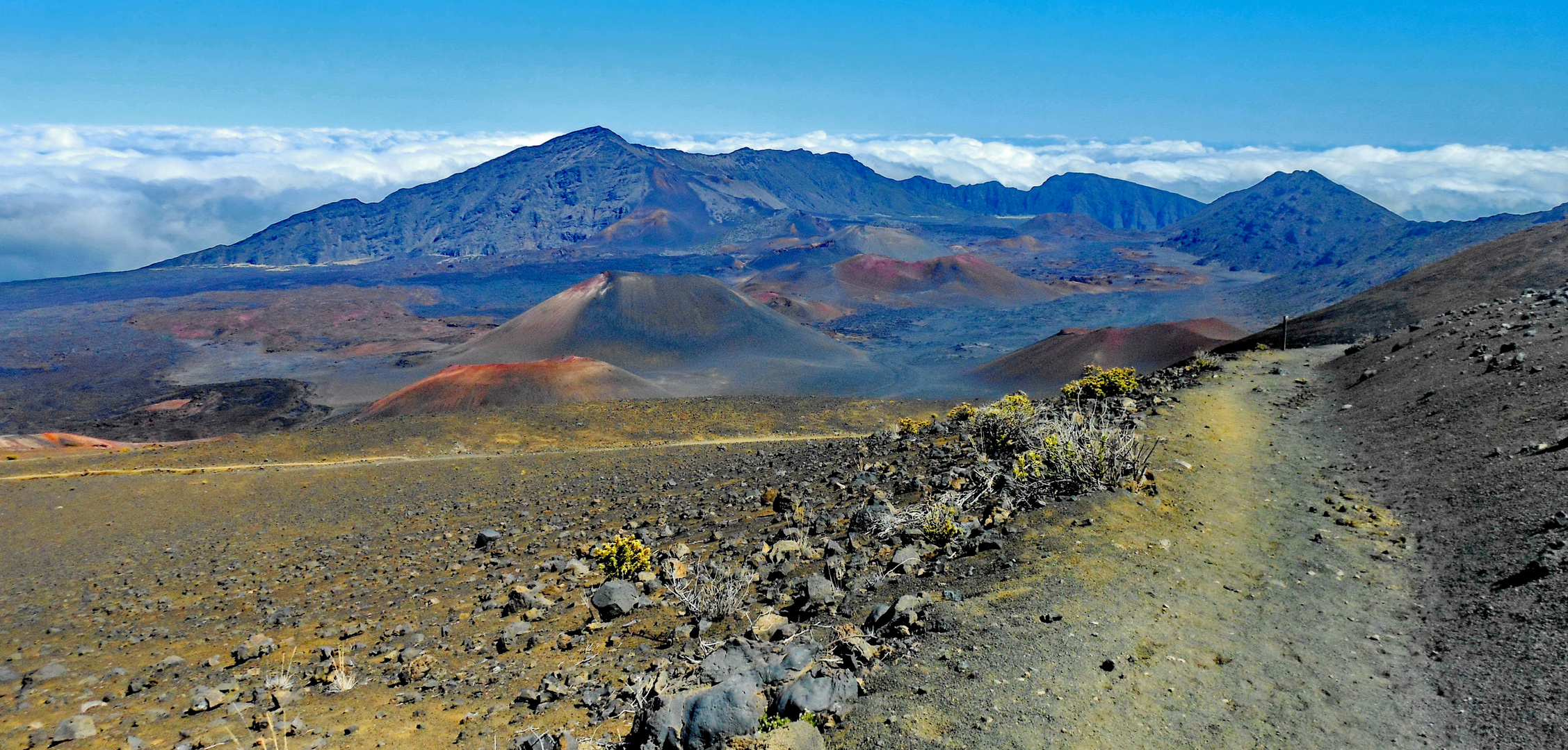 Maui, Haleakala Krater Trail to Nowhere