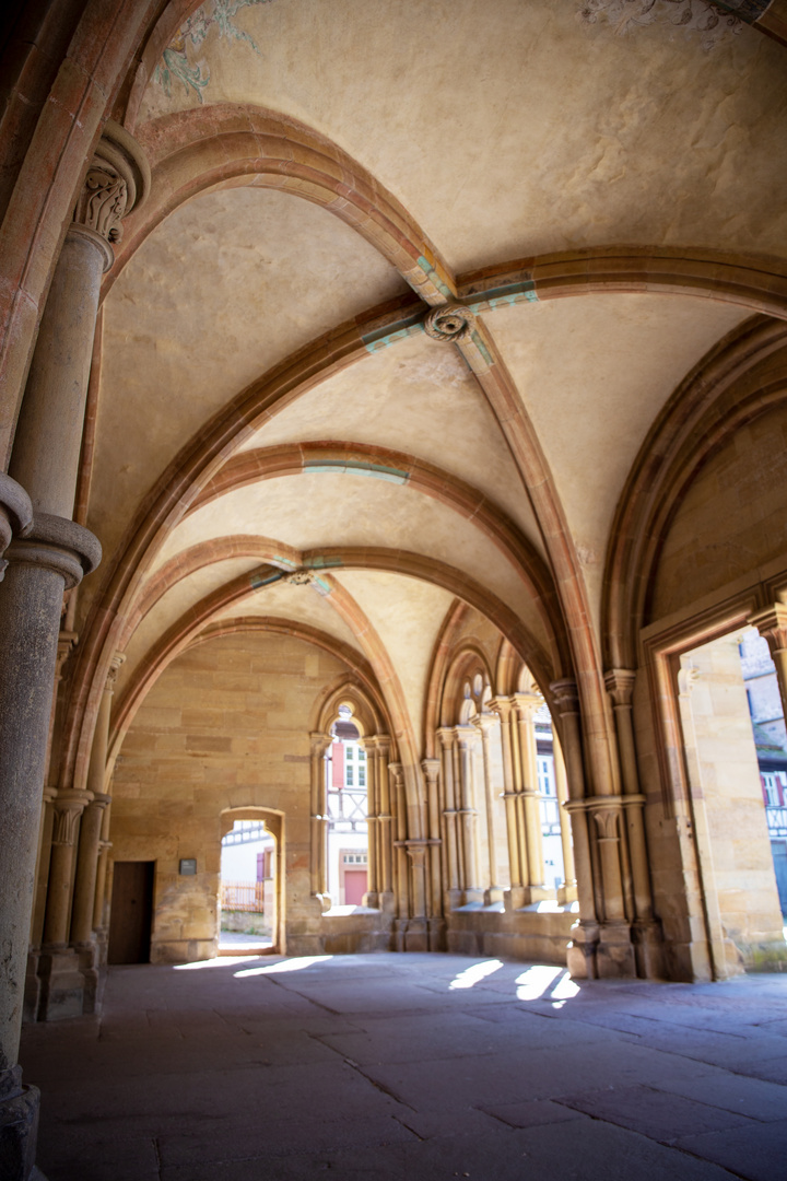 Maulbronn-Paradies: Übergang von Romanik zu Gotik