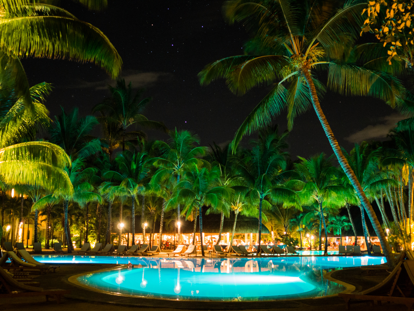 Mauritius Pool unter Sternenhimmel