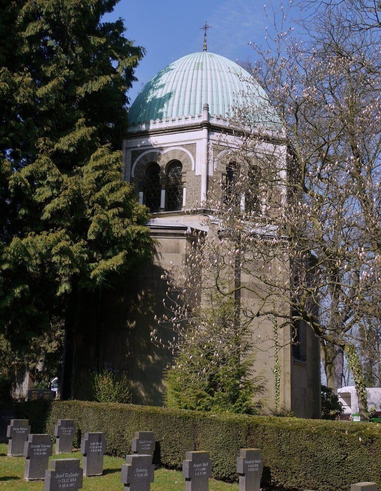 " Mausoleum "