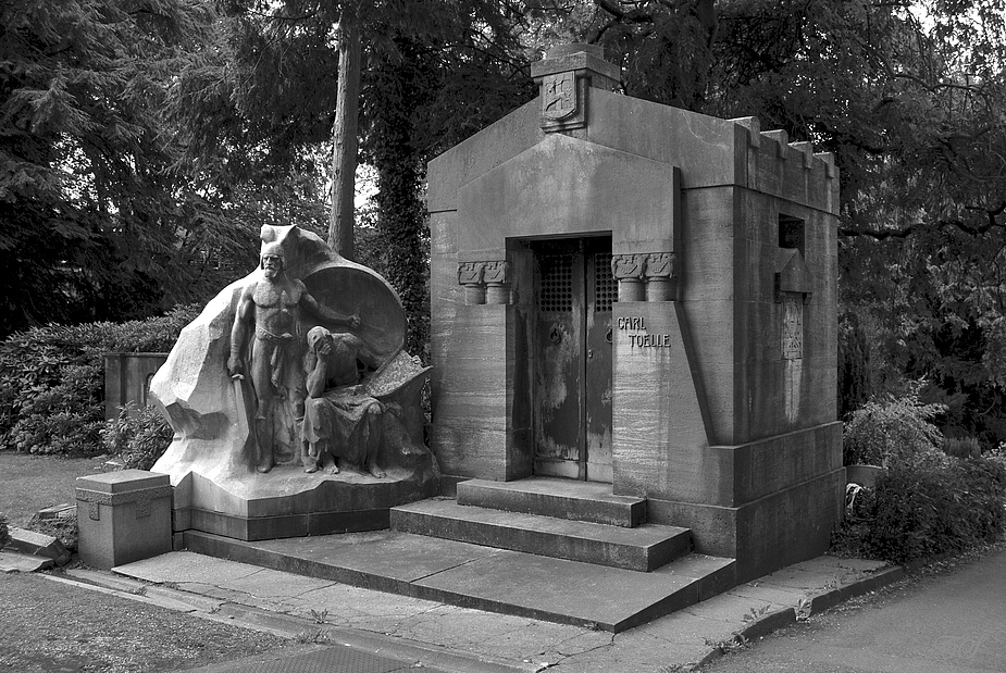 Mausoleum der Familie Toelle Foto & Bild architektur, friedhöfe