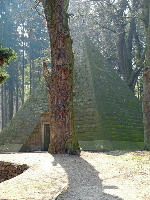 Mausoleum Derneburg (Nds.)