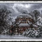 Mausoleum im Schnee