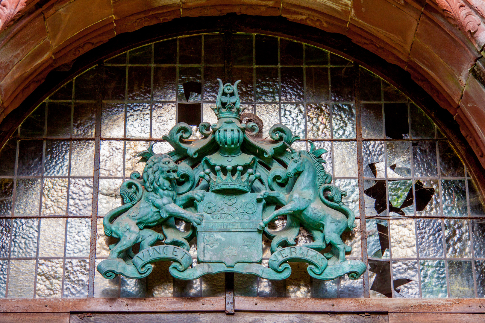 Mausoleum im Verfall