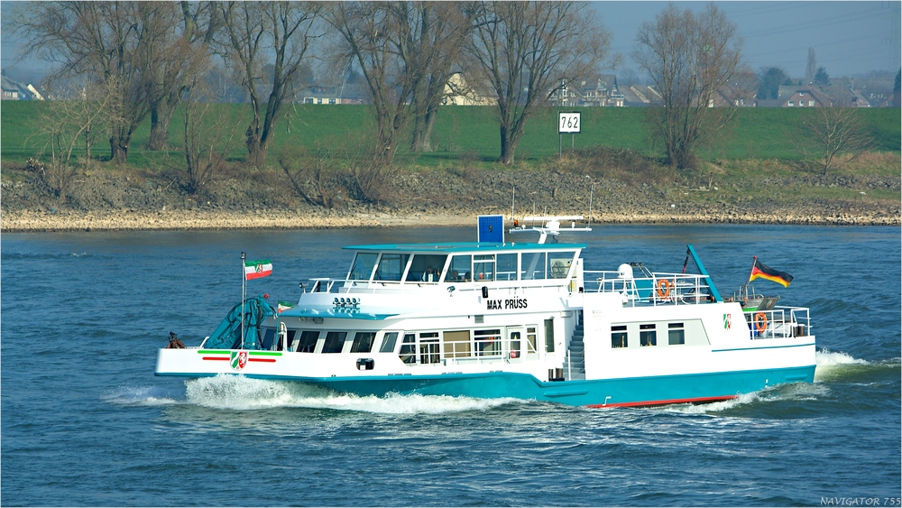 MAX PRÜSS / Laborschiff