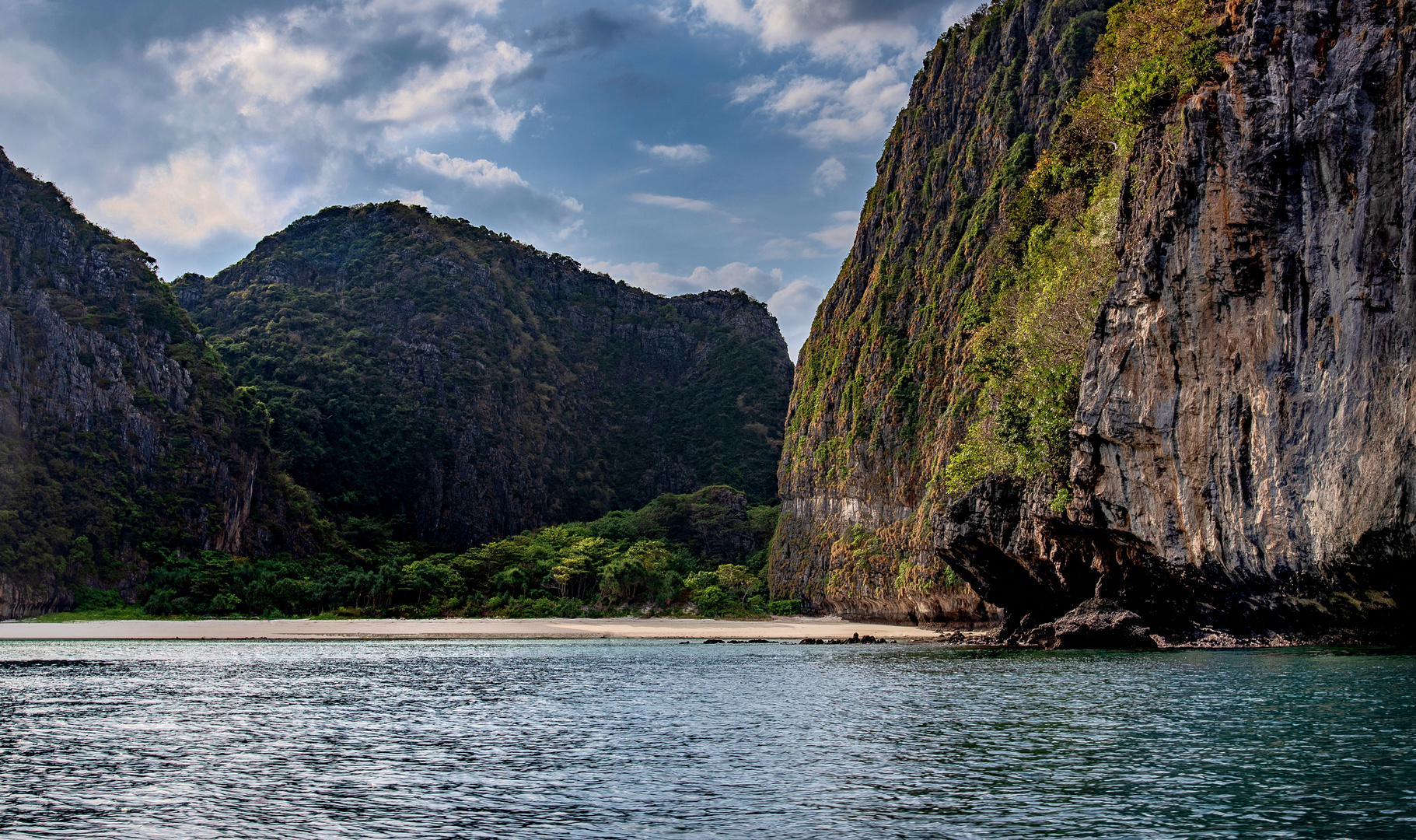 Maya Bay Kho Phi Phi Le