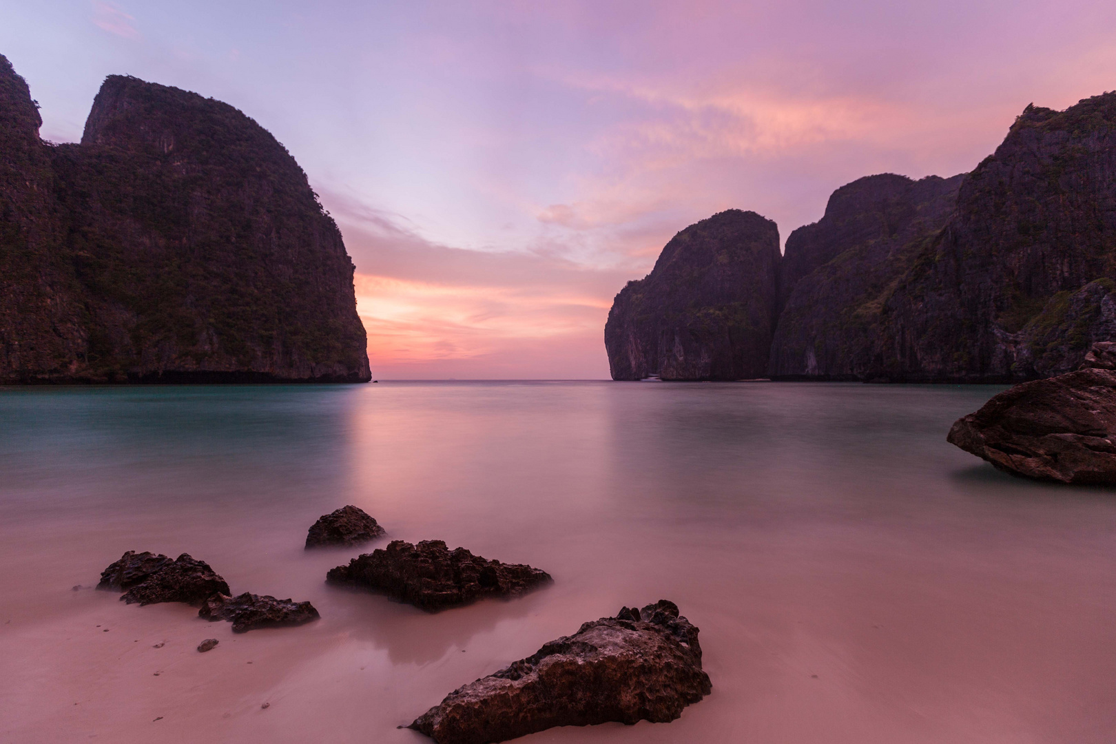 Maya Bay nach Sonnenuntergang