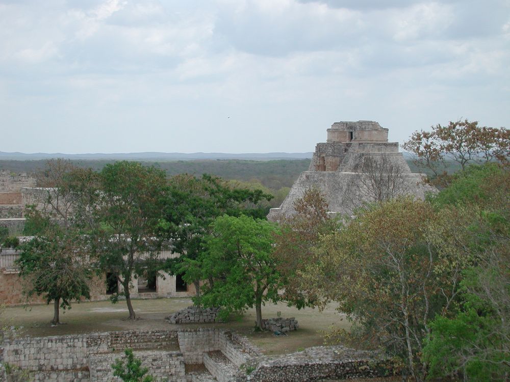 Maya Pyramide von Fred Karaus 