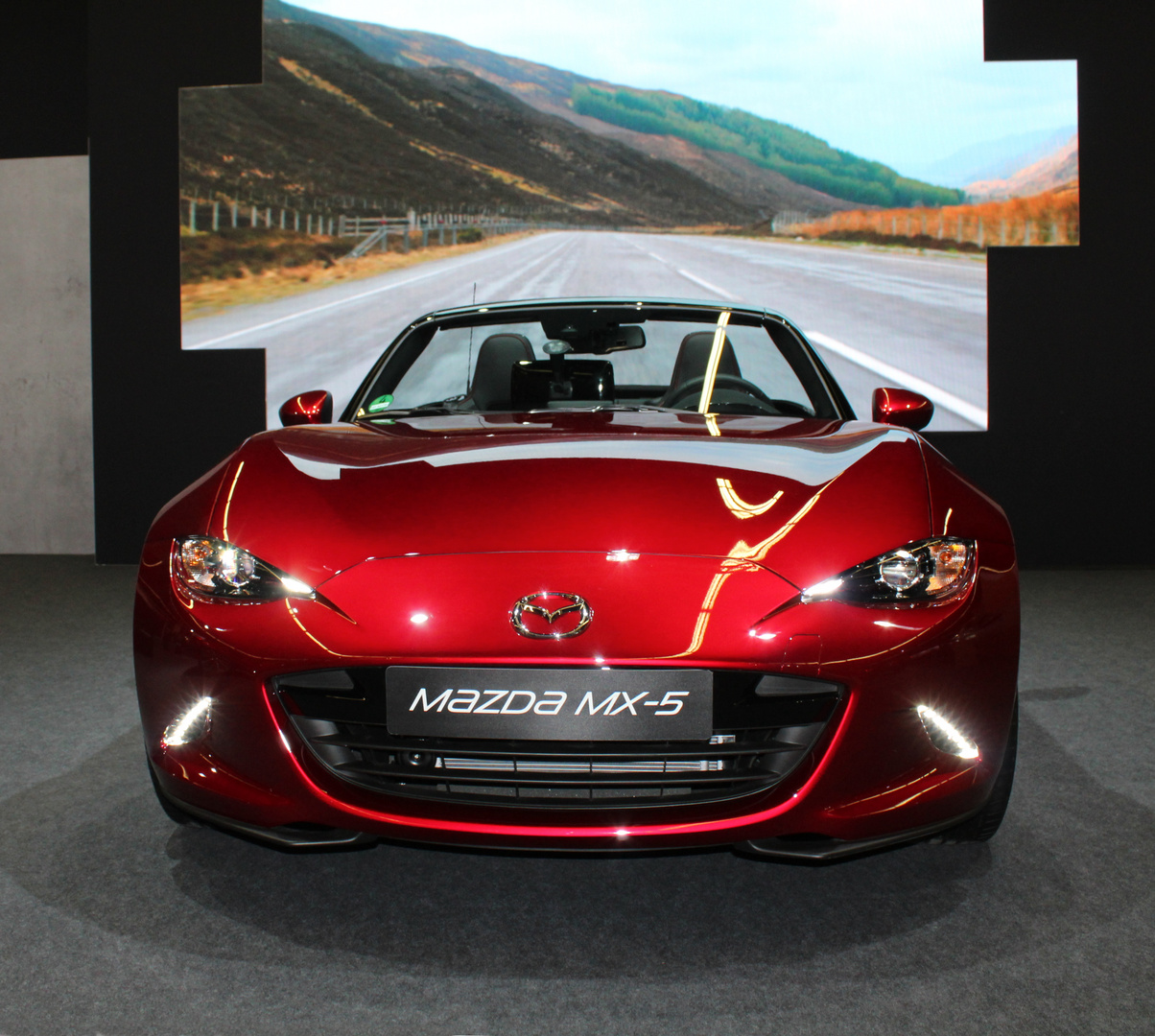 MAZDA MX-5